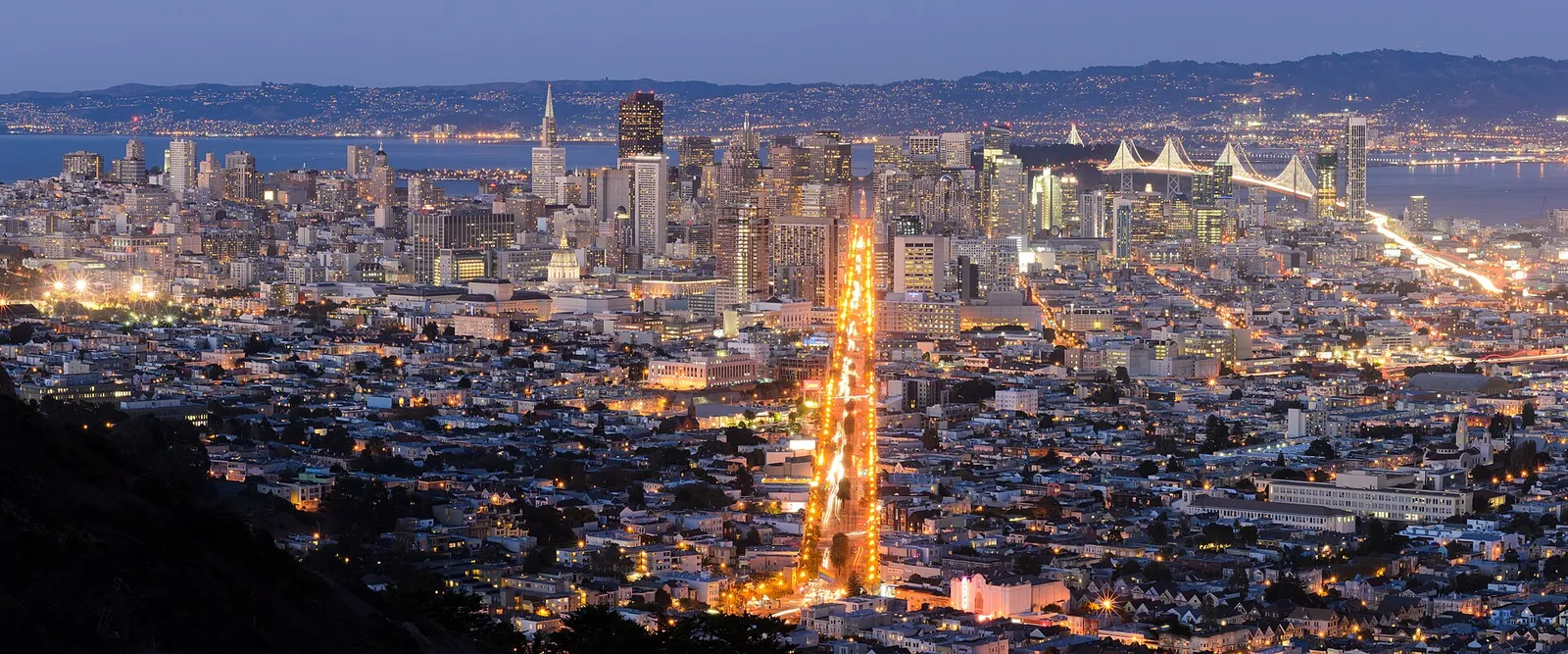 Downtown San Francisco and Market Street seen from Twin Peaks